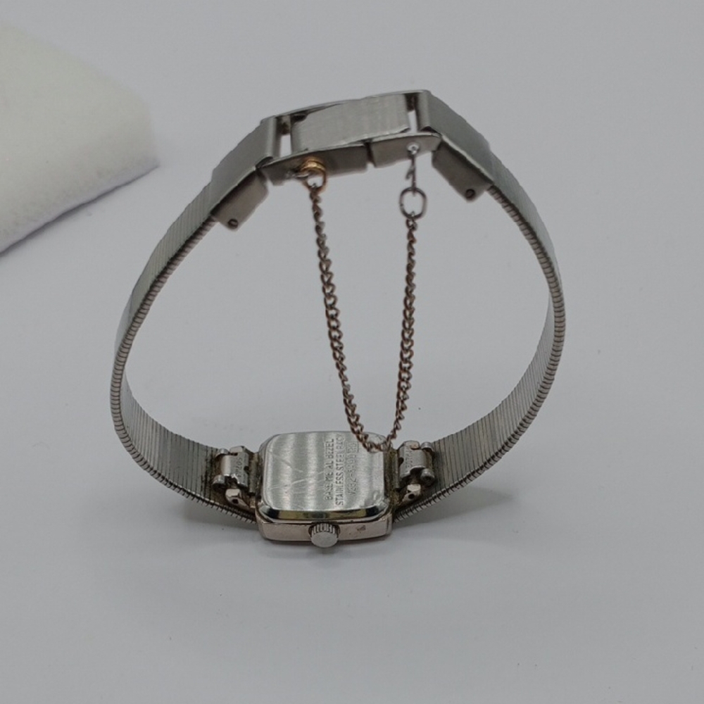 Lorus Silver Rectangular Watch - Picture 7 of 7
